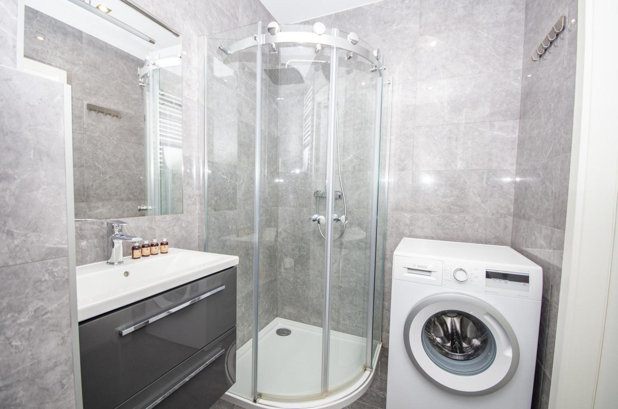 Inpoint Zablocie Modern Apartments For Work&Travel * Krakow
