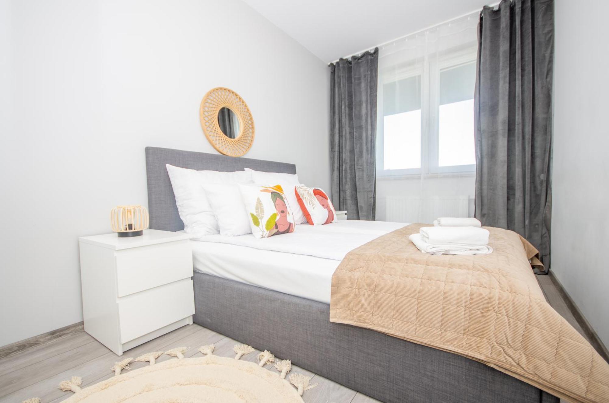 Inpoint Zablocie Modern Apartments For Work&Travel